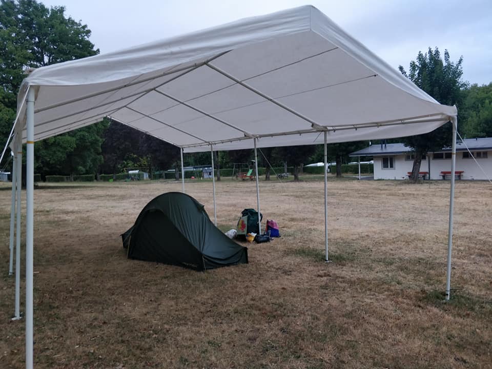 Party tent