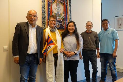 Met Directeur Wangpo Thetong en ICT medewerkers